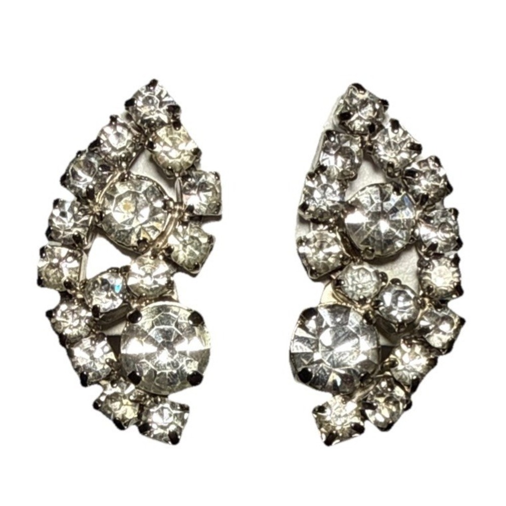 Vintage Clip On Rhinestone‎ Cluster Leaf Earrings J17-44
